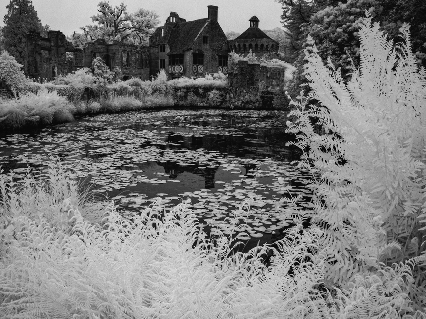 WI807 NT Scotne Castle  05 05 22